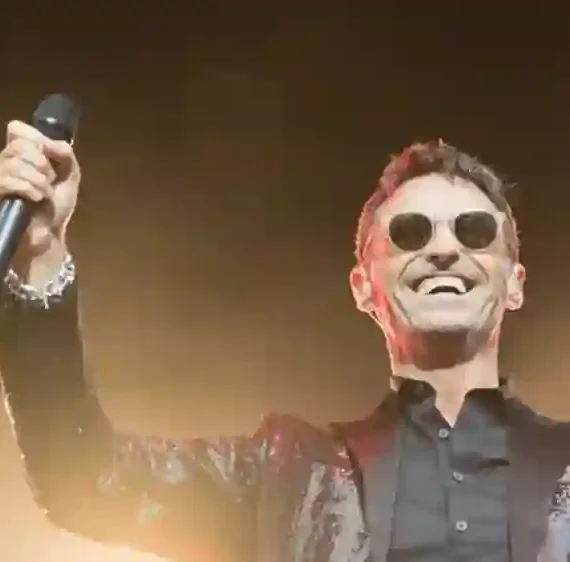 How Old Is Marti Pellow